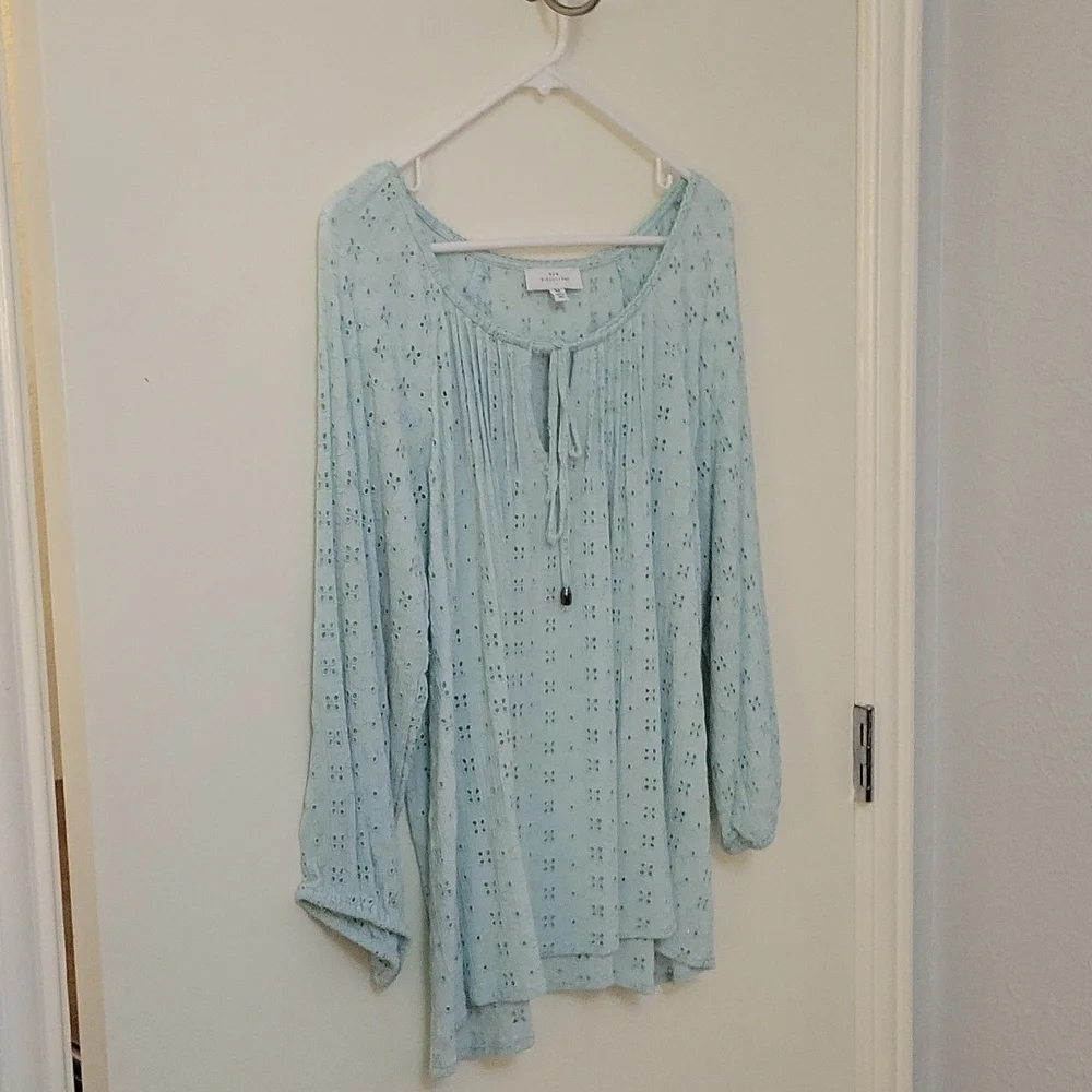 NEW DIRECTIONS Eyelet Peasant Tie Neckline Cottage Coquette Blouse - Picture 2 of 9